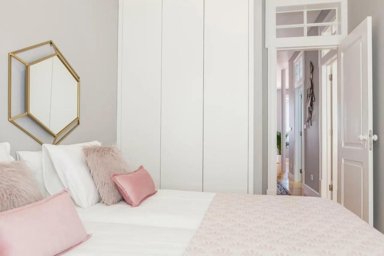 Alfama Castle Riverside View Apartment Lisbon