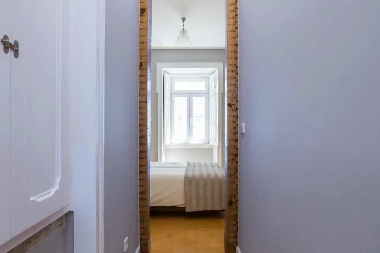 Alfama Castle Riverside View Apartment Lisbon