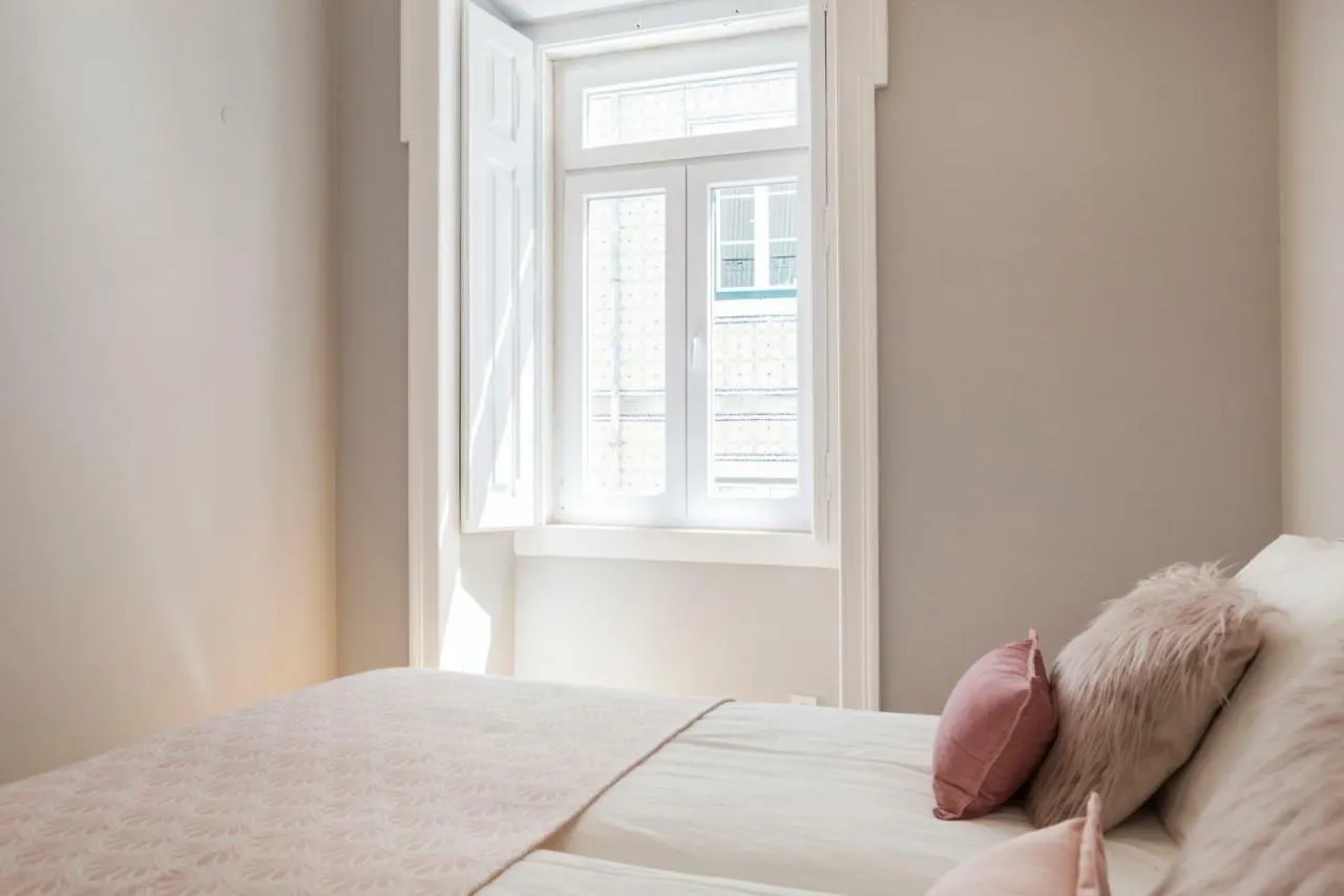 Alfama Castle Riverside View Apartment Lisbon