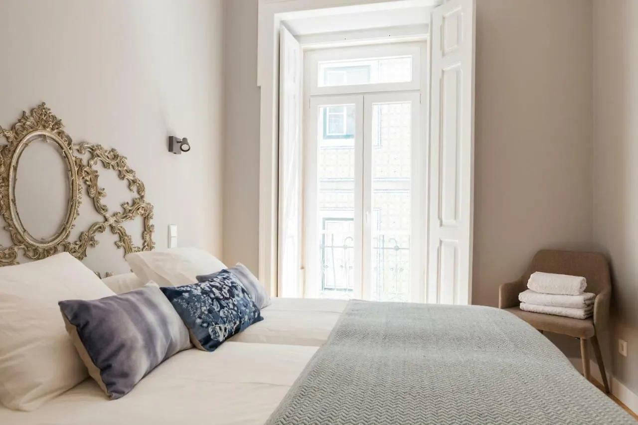 Alfama Castle Riverside View Apartment Lisbon Portugal